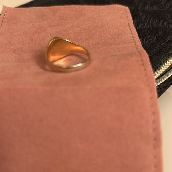 Mejuri ring - Picture 2 of 5